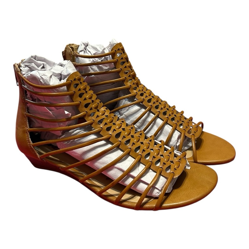 American Rag Brown Gladiator Sandals Size 7